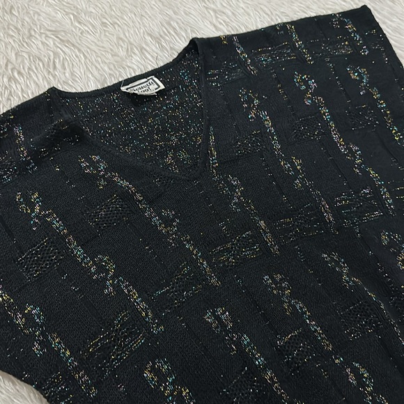 Vintage Keneth too black rainbow knit top size small - Picture 2 of 7